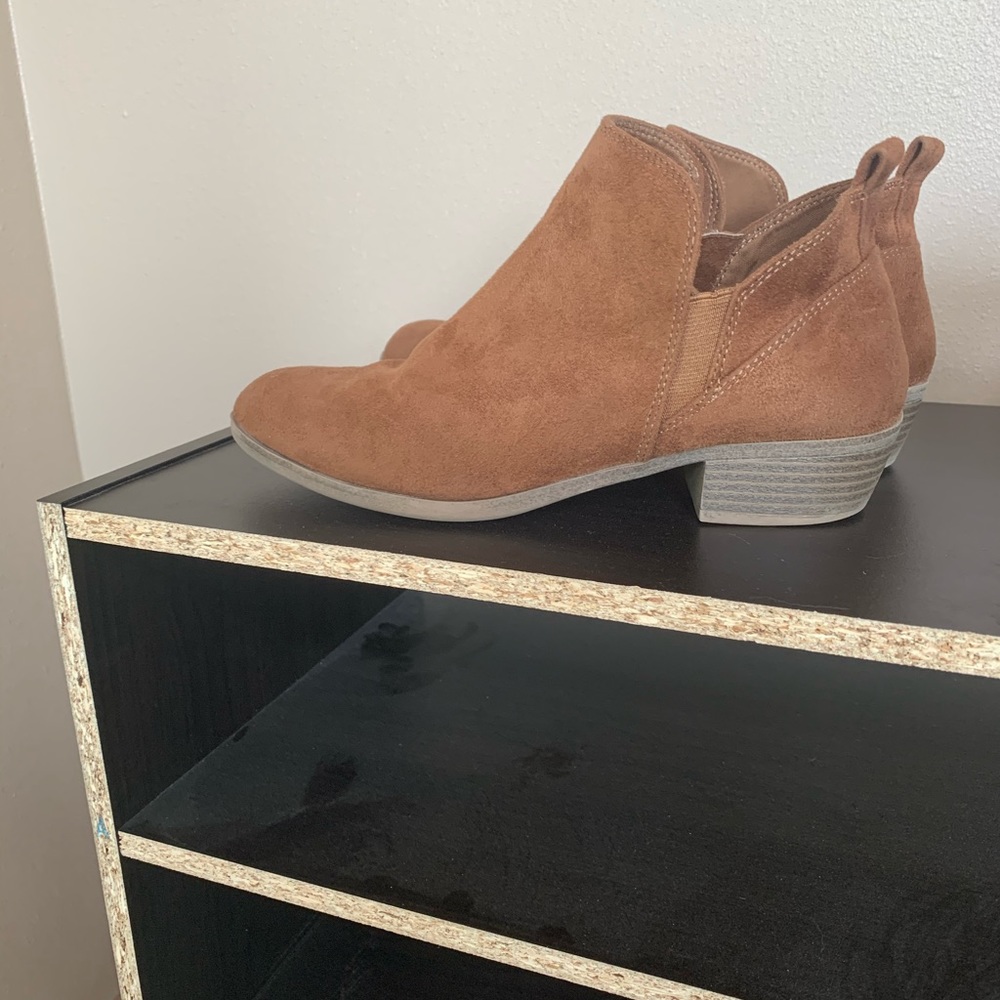 ISO Tan Leather Boots